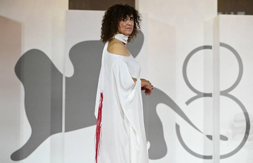 “Woman unknown”, de la directora May el-Toukhy, muestra en Venecia “la “invisibilidad” de las mujeres