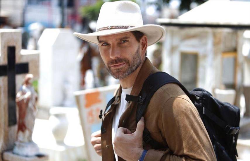 Arap Bethke inicia el rodaje de la serie documental “Entre 2 Mundos”