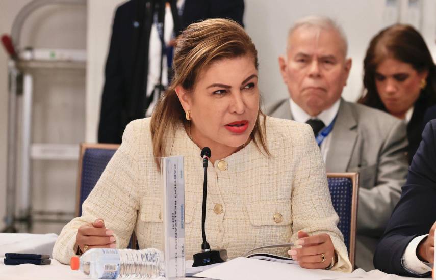 Debate por futuro de la Comisión de Reformas Electorales
