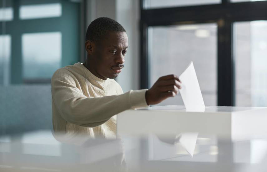 Decana de educación quiere ser la rectora de la Casa de Méndez Pereira