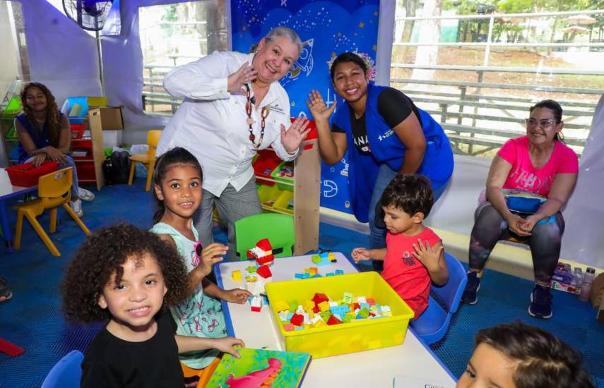Primer Festival de Valores reúne a familias en un encuentro para fortalecer la convivencia