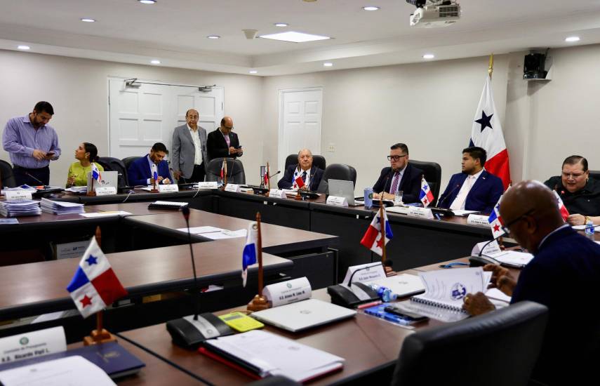 Finaliza la sustentación de Vistas Presupuestarias 2027 con la participación de 96 entidades