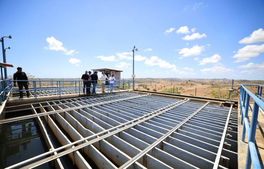 El gobierno lanza plan de optimización de agua potable en Azuero