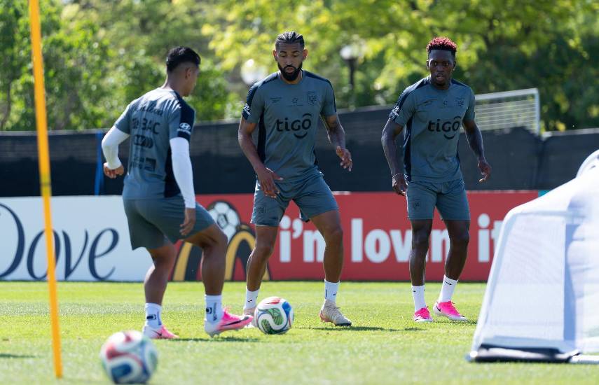 Panamá rechaza ser un saco de boxeo para sus rivales en el Mundial, como dijo Ibrahimovic