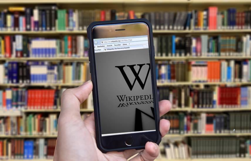 Wikipedia se opone al uso de la IA para editar los artículos