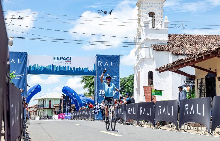 Hondureño lidera el Tour de Panamá 2026