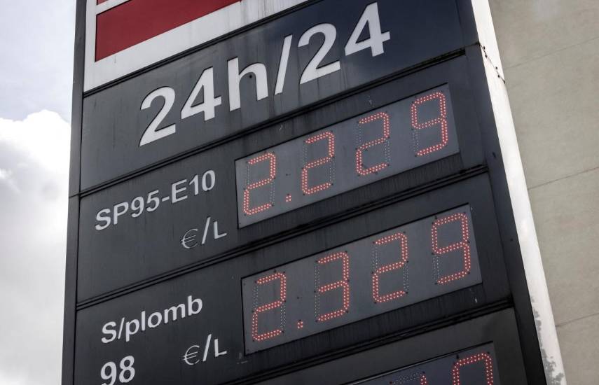 Precio del petróleo regista fuerte aumento ante escalada en Oriente Medio