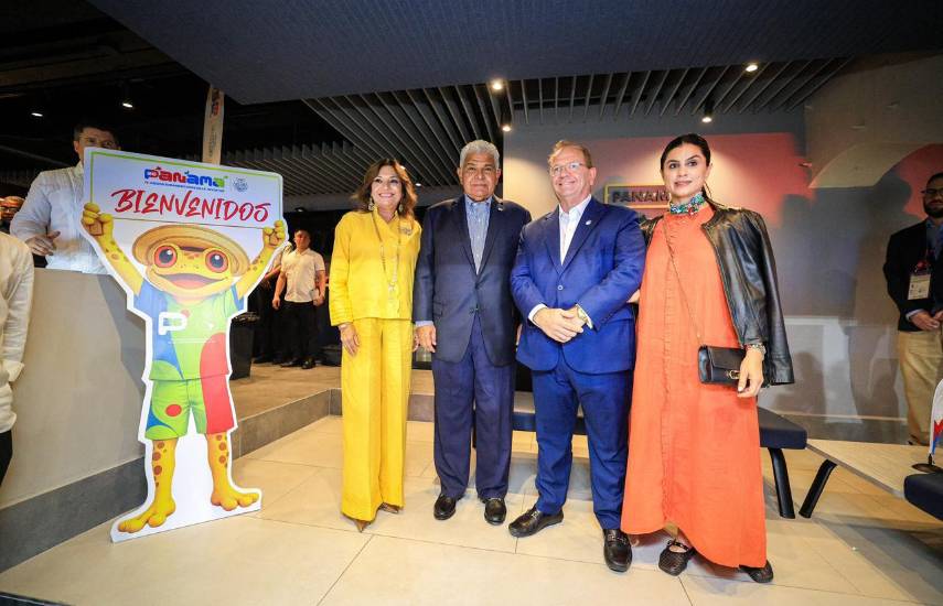 ML | Autoridades nacionales e internacionales durante la inauguración.