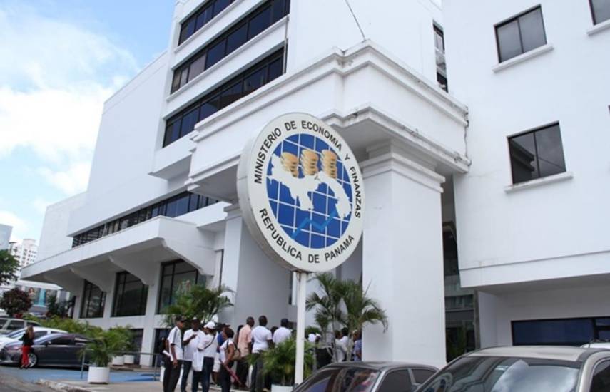 Reforma de la Ley del FAP busca corregir error de fórmula, según el MEF