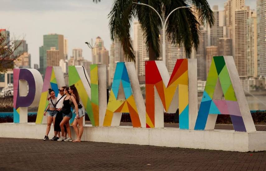 La Unión Europea mantiene a Panamá en la lista de jurisdicciones no cooperantes en materia fiscal