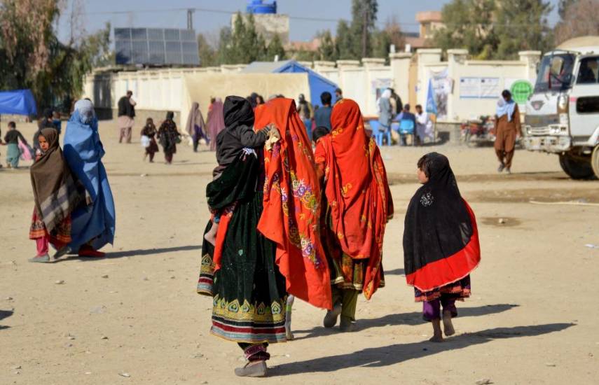 Mujeres chiitas manifiestan contra la inseguridad en Afganistán