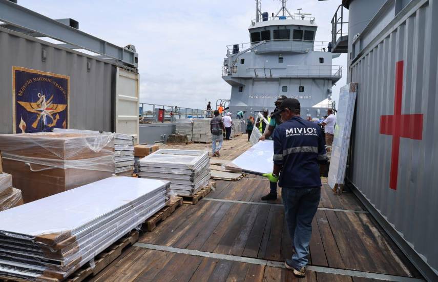 Gobierno inicia traslado de materiales para seis viviendas en Río de Veraguas