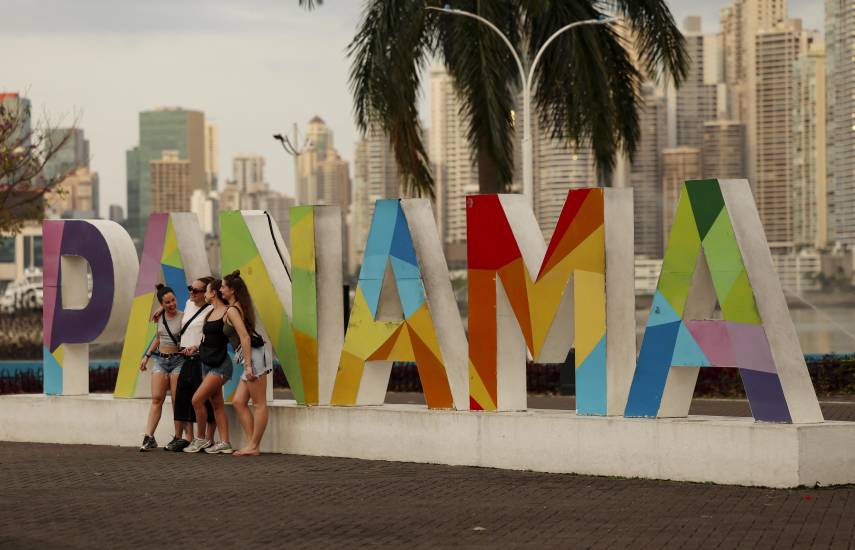 EEUU anuncia acuerdo con Panamá para aumentar inversión sanitaria