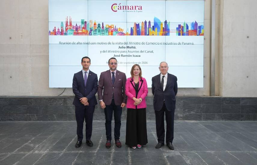 Panamá anima a las empresas españolas a reforzar su inversión en el país y se reivindica como “zona franca”