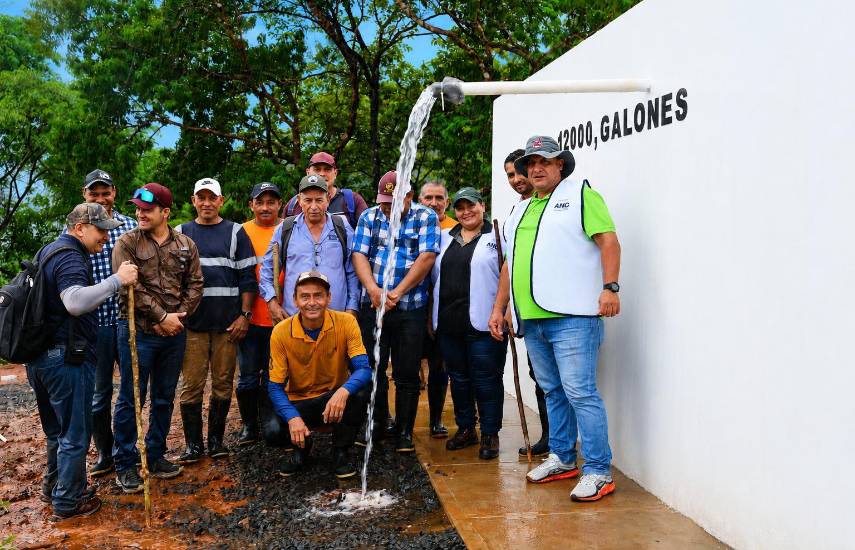 La Autoridad de Descentralización destina B/. 7.3 millones para 531 proyectos de agua en el país