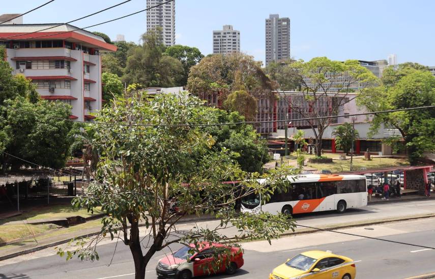 Los sueldos y sobresueldos en la Universidad de Panamá
