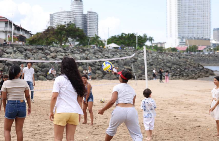Inauguran La Playita - Las Garzas