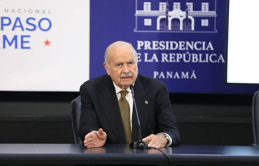 Dr. Bernal destaca avances en alfabetización rumbo a una nueva Constitución