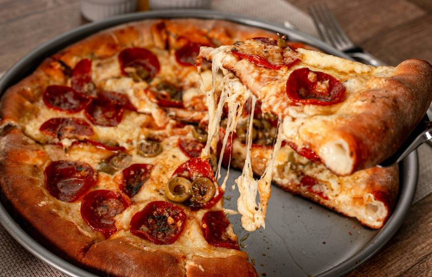 Pexels | Pizza de peperoni.