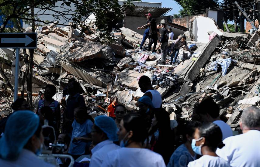 Un fuerte terremoto sacude Colombia y deja 18 muertos y daños en el oeste del país
