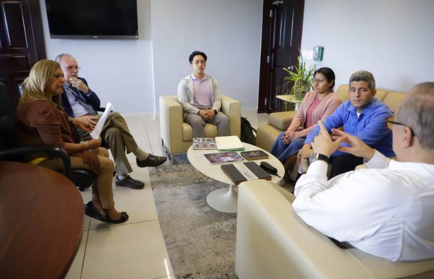 Panameños se capacitarán en medicina física en Italia y Costa Rica