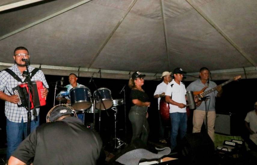 Fernando Flores quiere darle nueva fuerza al típico
