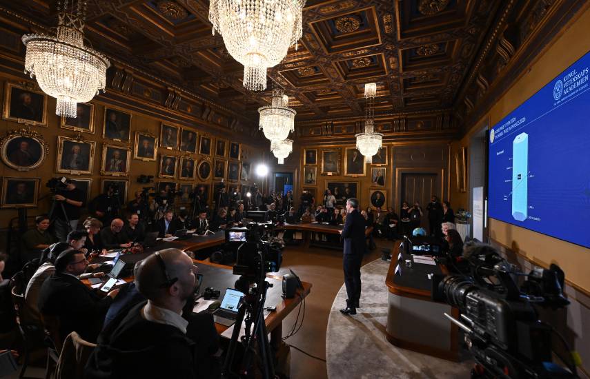 El Nobel de Literatura se otorga el jueves con la mira en varias autoras latinoamericanas