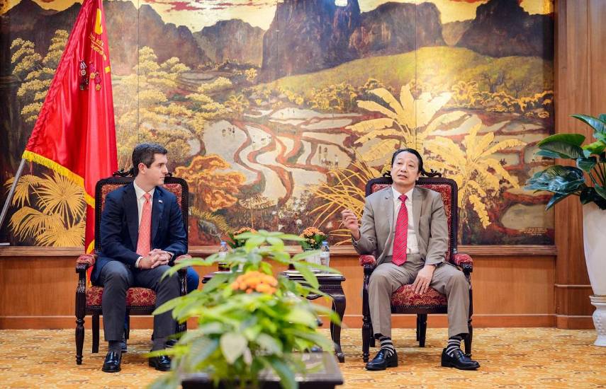 Cancillería busca atraer inversiones vietnamitas con gira por el Sudeste Asiático