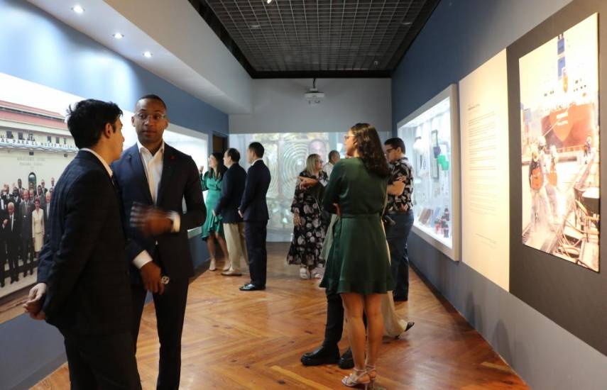 “La ruta por la soberanía (1964-1999)”, la sala