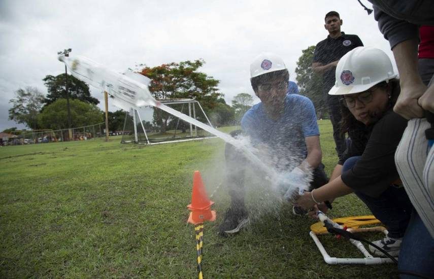 Anuncian a los 5 ganadores de la VI Olimpiada Panameña de Ciencias Espaciales (OliPaCE)