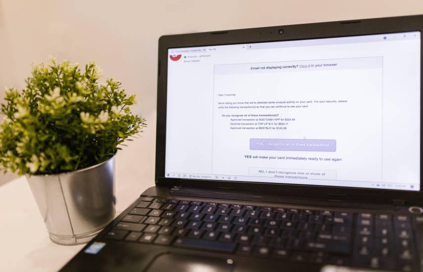 Gmail impide responder correos al no mostrar el teclado y limitar las respuestas a Gemini en algunos dispositivos Pixel
