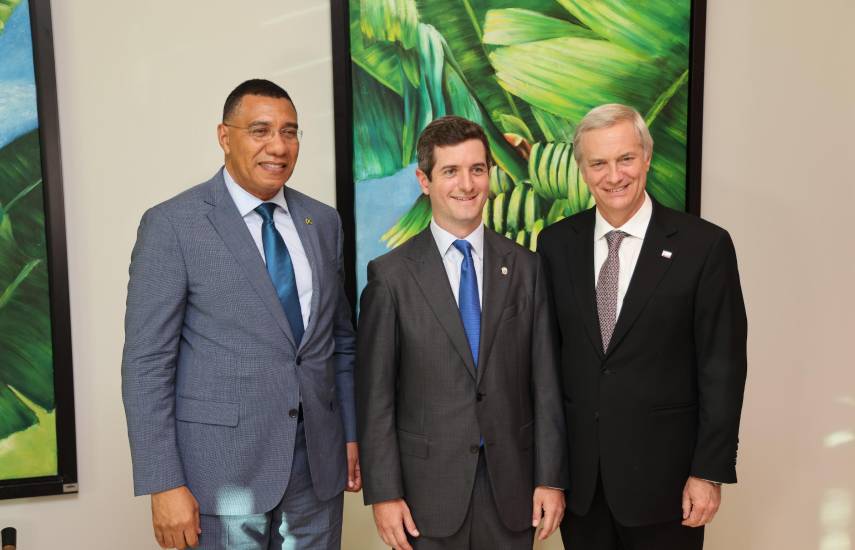 Llegan a Panamá los primeros presidentes para asistir al foro económico