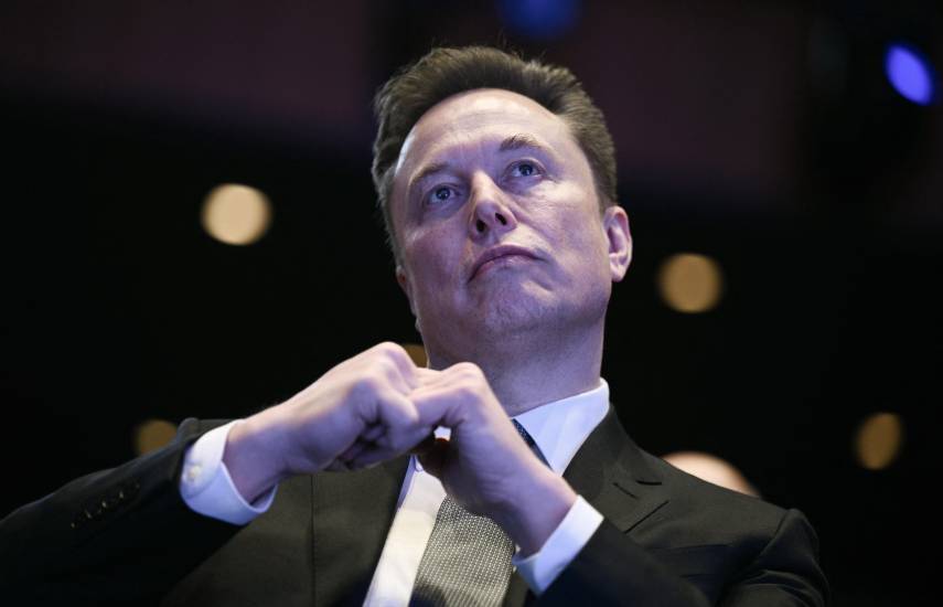 Musk ofrece pagar salario de agentes en aeropuertos de EEUU por parálisis presupuestal