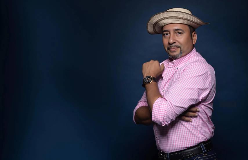 Eduardo Delgado | El tipiquero Gustavo Flores ha lanzado canciones populares como “El Rey del Rancho”, “El Sapo” y “La escuela de la vida”, entre otras.