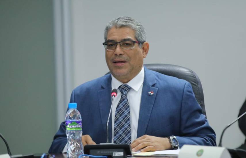 ML | El ministro de Salud Luis Francisco Sucre.