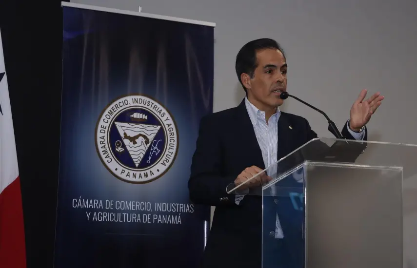 Aurelio Barría asume presidencia de la CCIAP