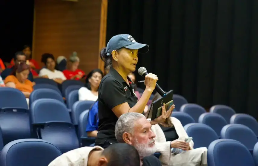 Audiencia pública respalda proyectos de mobiliario urbano y rehabilitación de aceras en el distrito de Panamá