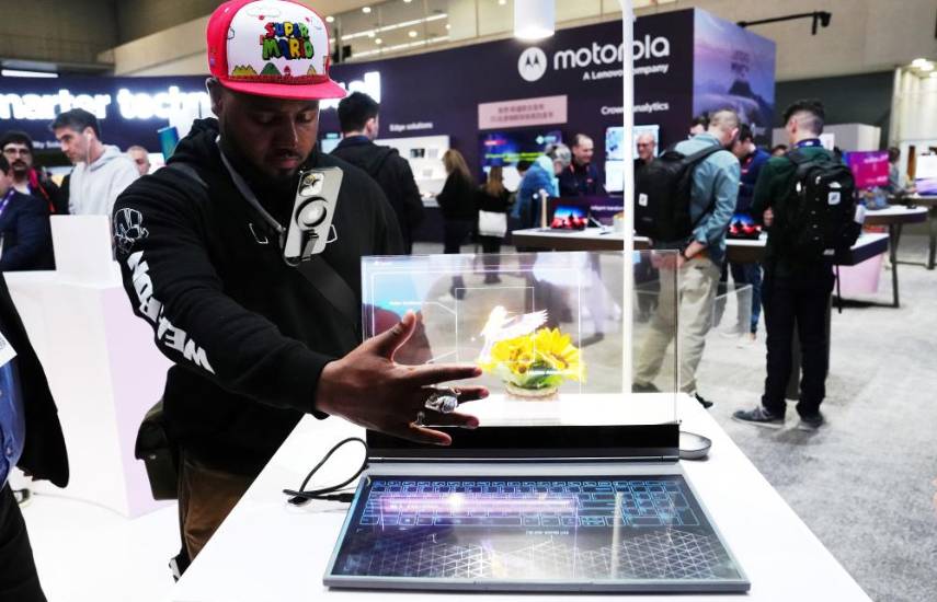 Equipos transparentes y enrollables, lo último en el MWC