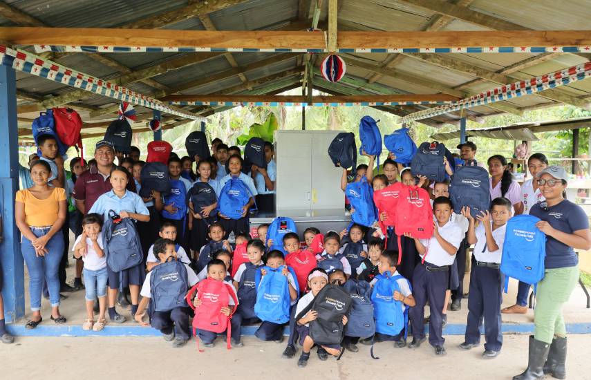 Programa Escuela Feliz de Cobre Panamá beneficia a 44 colegios