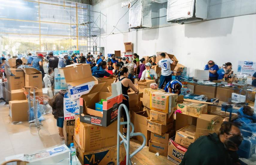 Cortesía | Voluntarios durante la jornada.
