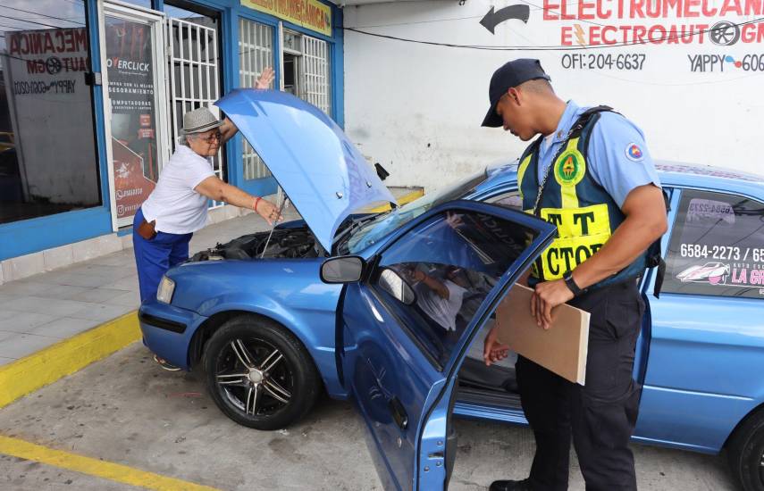 Aumentan incendios de autos por reparaciones inadecuadas