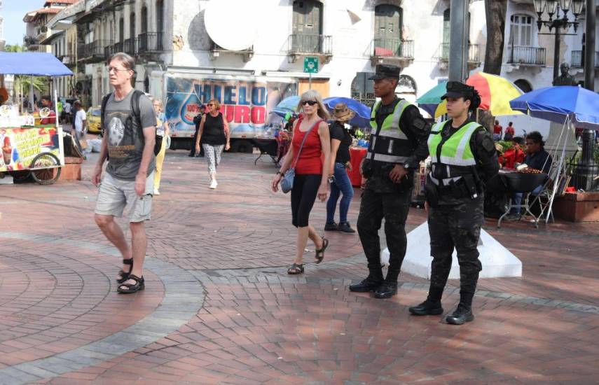 Esta semana continúa el pago del Décimo Tercer Mes a los servidores públicos