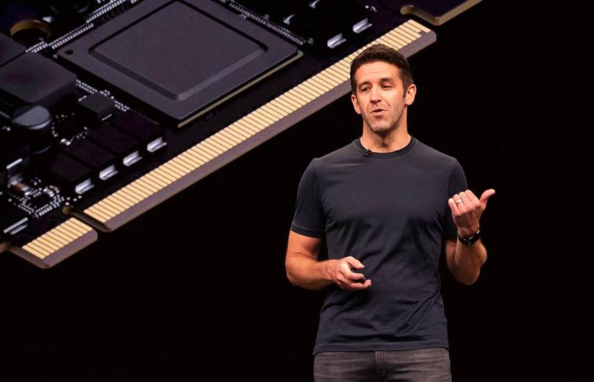John Ternus toma las riendas de Apple en la era de la IA y los teléfonos plegables