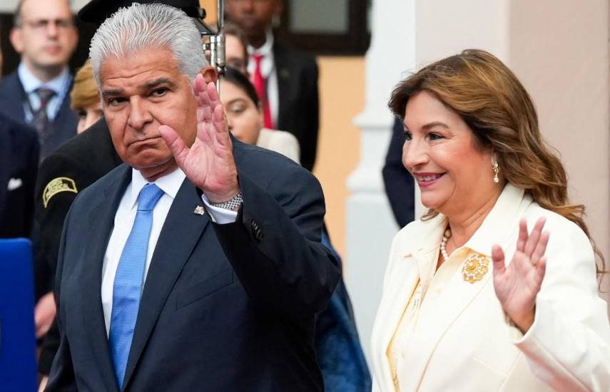 Gobierno ordena cierre de oficinas públicas desde las dos de la tarde por partido de Panamá en el mundial