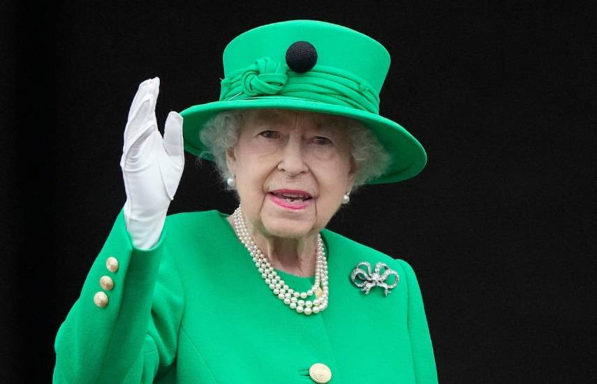 La moda de la reina Isabel II se exhibirá en el Palacio de Buckingham