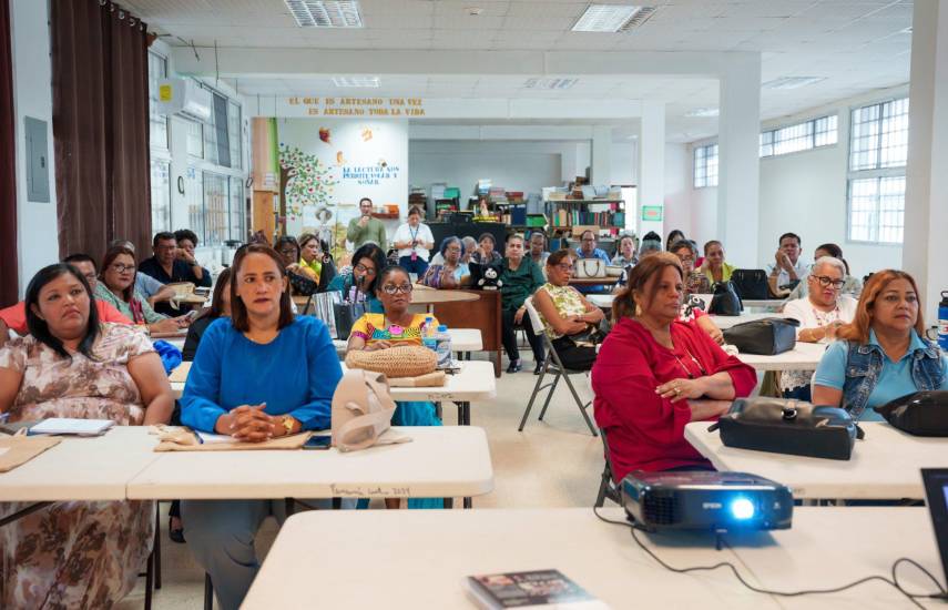 Más de 700 directores fortalecen su gestión educativa