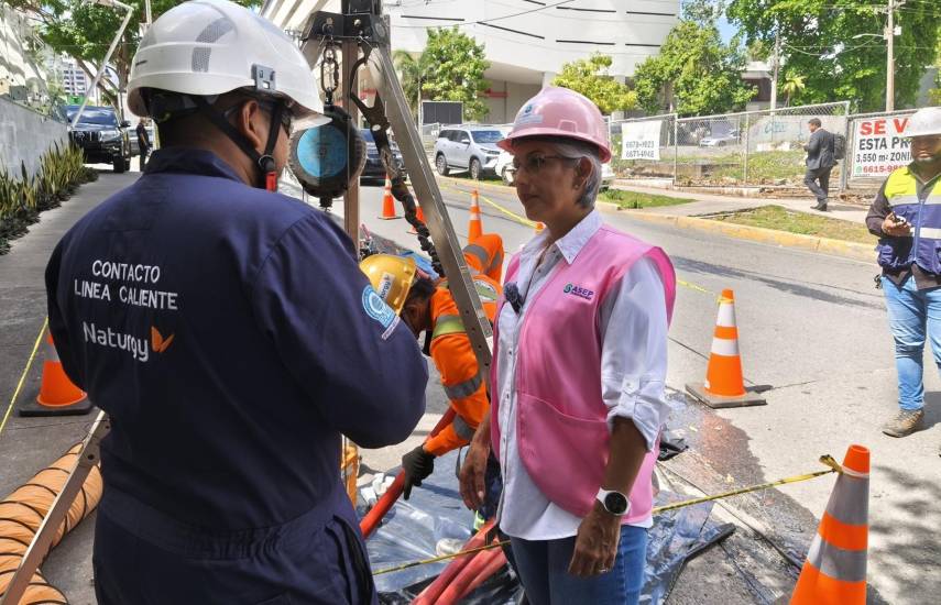 La ASEP supervisa avance del soterramiento de cables en Obarrio