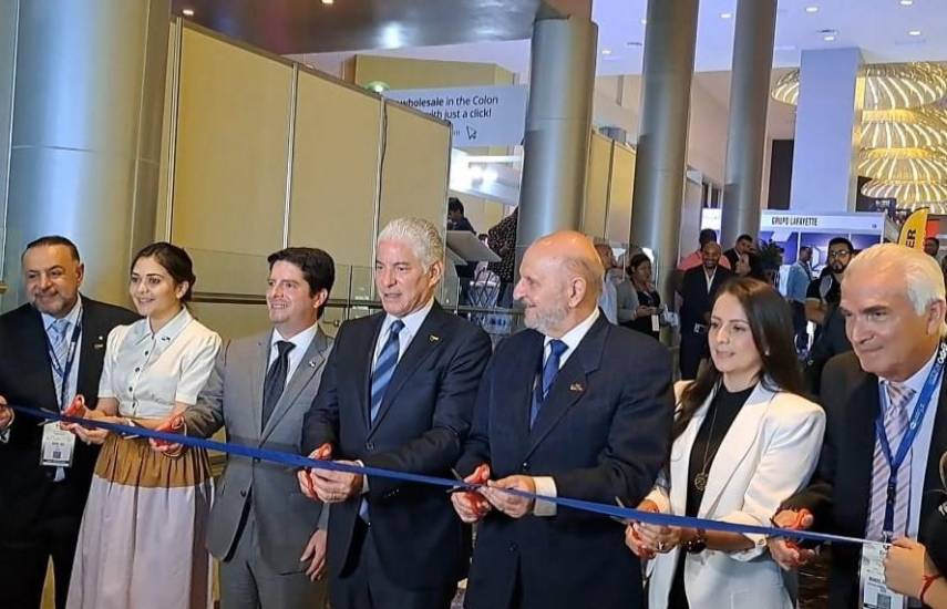 Inauguran la Expo Feria Mundial Zona Libre Colón