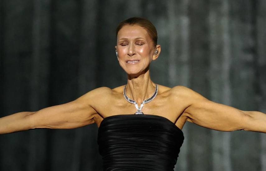 “Estoy bien”: Céline Dion renace en el escenario en París tras seis años de ausencia