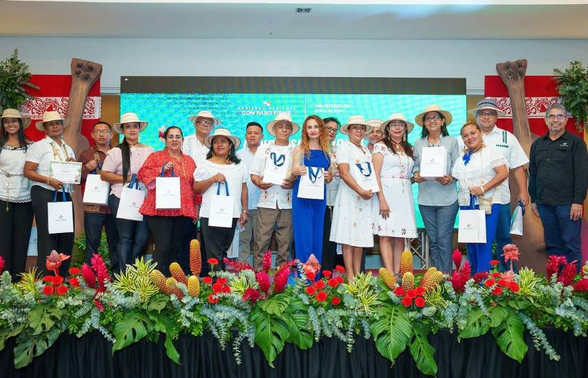 Estudiantes exaltan la identidad nacional en Concurso Nacional de Décimas Ambientales